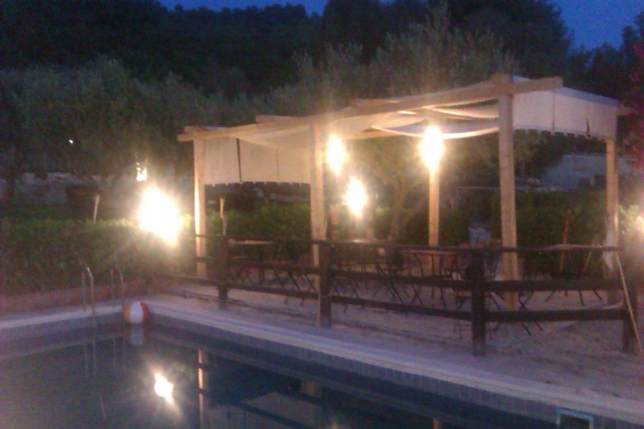 Vento Del Sud Guest House Chiaramonte Gulfi Exterior photo